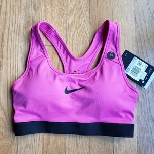 Nike NWT Classic Sports Bra XS Pink